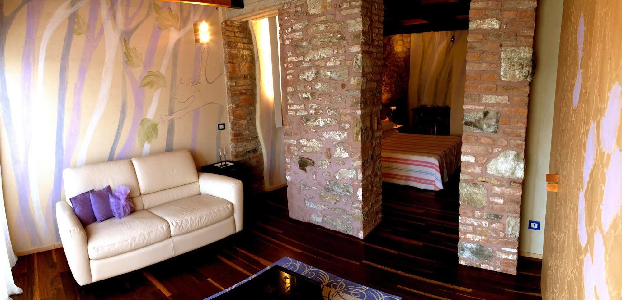 Dimora Le Nove Fate Hotel Bergamo Ngoại thất bức ảnh